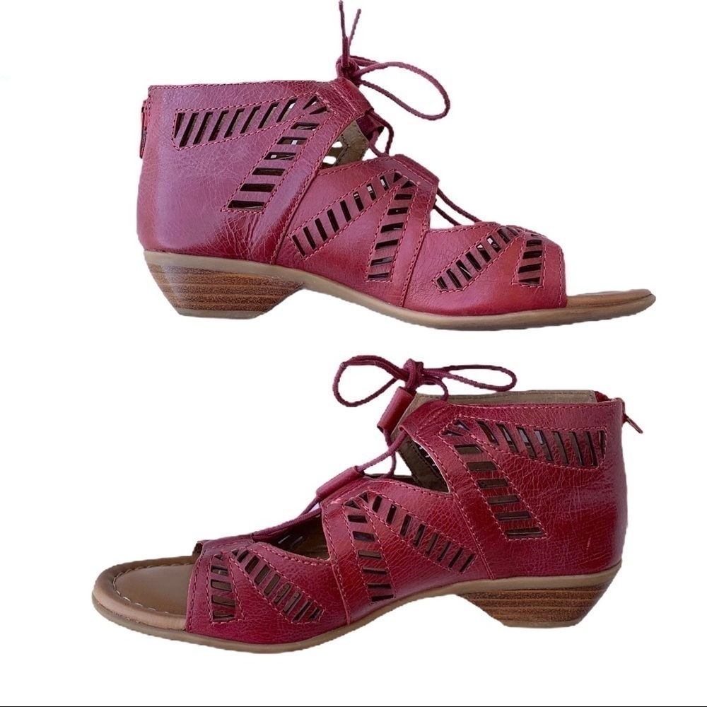 Comfortiva Riley Open Toe Red Leather Laser Cutout Detailed Boho Sandals Size 6 - Picture 13 of 16